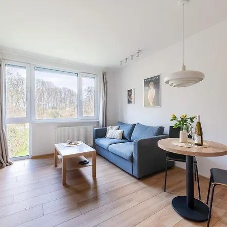 Apartment Batorego 18 White Prywatne Mieszkanie 300m Od Metra Pole Mokotowskie I Sgh Samodzielne Zameldowanie! Self Check-in System!