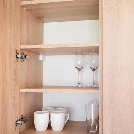 Batorego 18 White Prywatne Mieszkanie 300m Od Metra Pole Mokotowskie I Sgh Samodzielne Zameldowanie! Self Check-in System! *