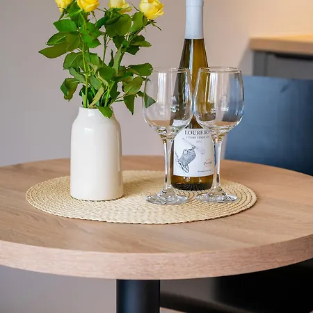 Lejlighed Batorego 18 White Prywatne Mieszkanie 300m Od Metra Pole Mokotowskie I Sgh Samodzielne Zameldowanie! Self Check-in System!