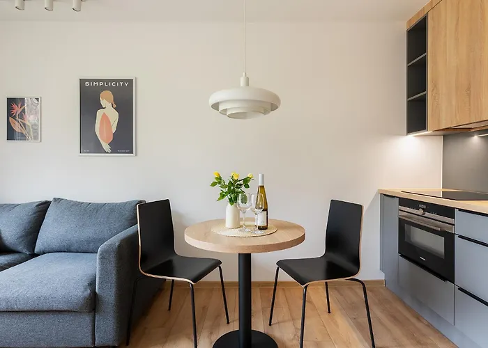 Batorego 18 White Prywatne Mieszkanie 300m Od Metra Pole Mokotowskie I Sgh Samodzielne Zameldowanie! Self Check-in System! Apartament *