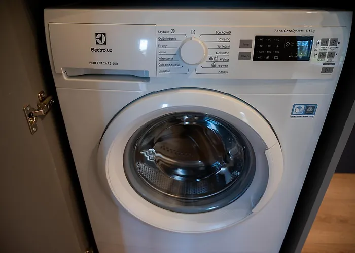 Batorego 18 White Prywatne Mieszkanie 300m Od Metra Pole Mokotowskie I Sgh Samodzielne Zameldowanie! Self Check-in System! ורשה