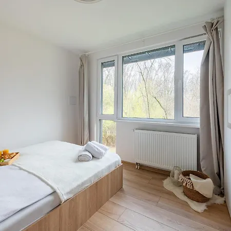 Appartement Batorego 18 White Prywatne Mieszkanie 300m Od Metra Pole Mokotowskie I Sgh Samodzielne Zameldowanie! Self Check-in System! *